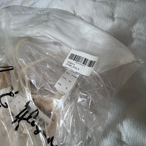 Gold gown size 8 by Angela & Alison - Picture 7 of 7